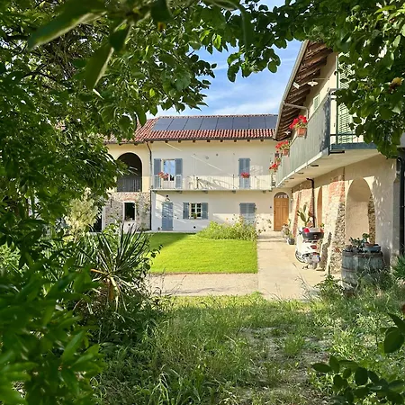 Cascina Piandamiane, Dimore Di Langa - Carlo, Nella Natura Delle Langhe *